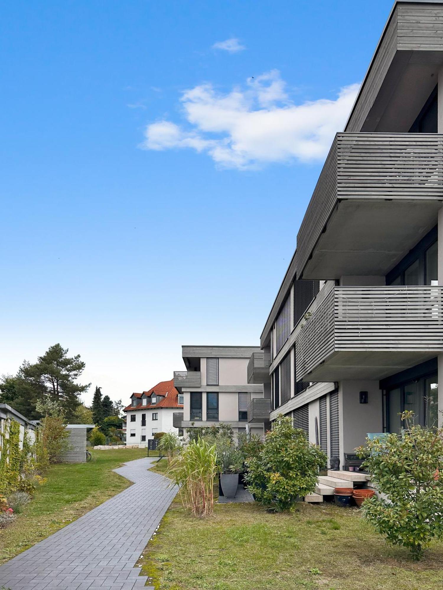 Modern Style Business Suite - Office - Kitchen - Balcony Herzogenaurach Exterior photo